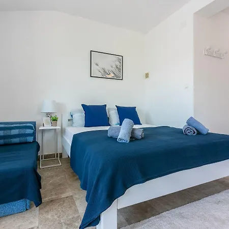 아파트 Studio-apartment Mit Meerblick