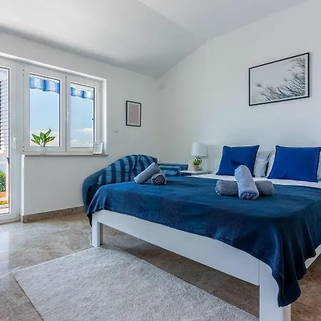 Studio-apartment Mit Meerblick Apartman *