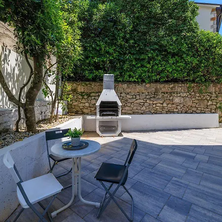 Studio-apartment Mit Meerblick