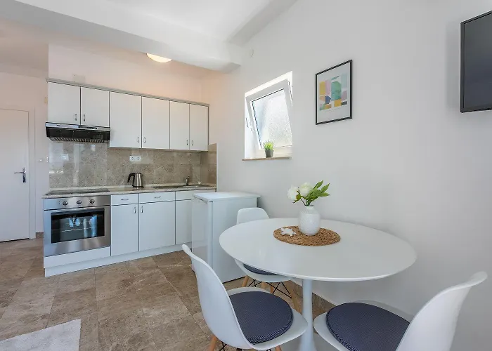 Studio-apartment Mit Meerblick Apartman *